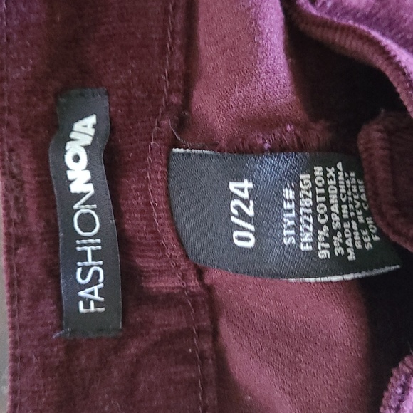FashionNova pants /wash burgundy color size 0/24 - Picture 4 of 8